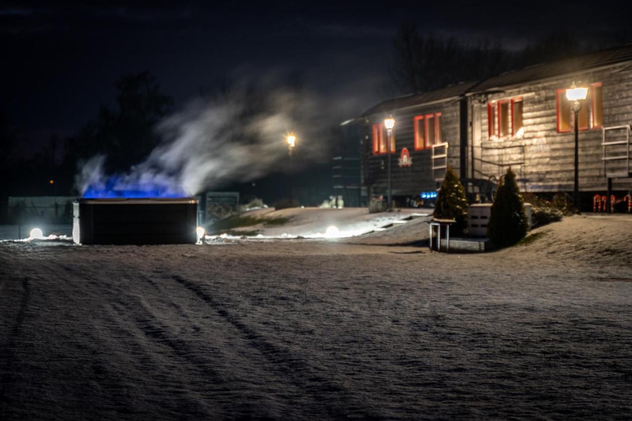 Aparthotel Stacja Galicja - Nocleg W Pociagu Blisko Energylandia Zator Exteriér fotografie